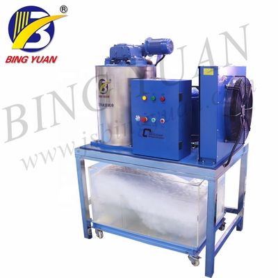 Automatische Flocken-Speiseeiszubereitungs-Maschine 1.5T 5KW R22A